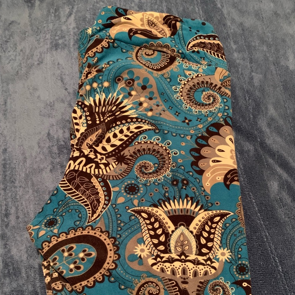 Tall and Curvy leggings